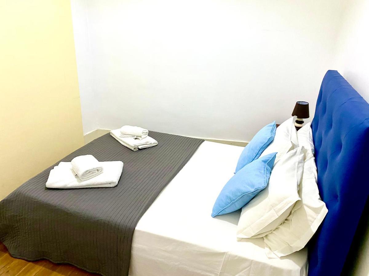 Relax Chiado 3 - Cute Little Double Room With Shared Bathroom Lissabon Exterior foto